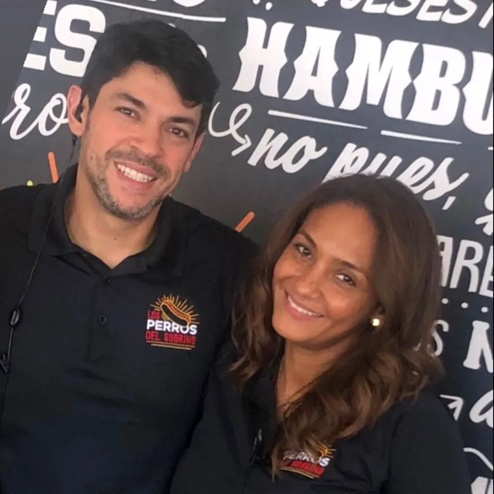 Los fundadores de Del Sobrino en el restaurante